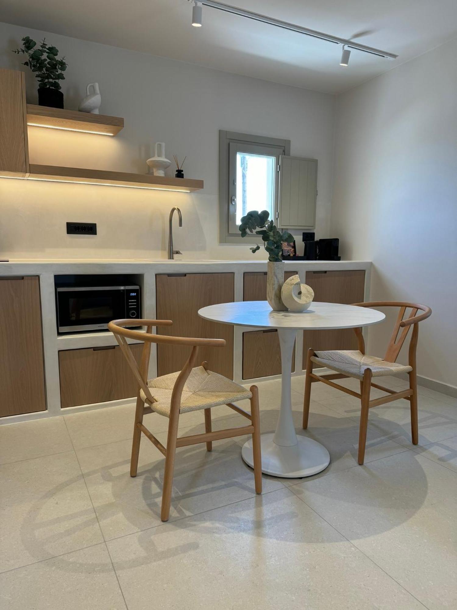 Morfes Luxury Suites By Caldera Houses Фиростефани Екстериор снимка