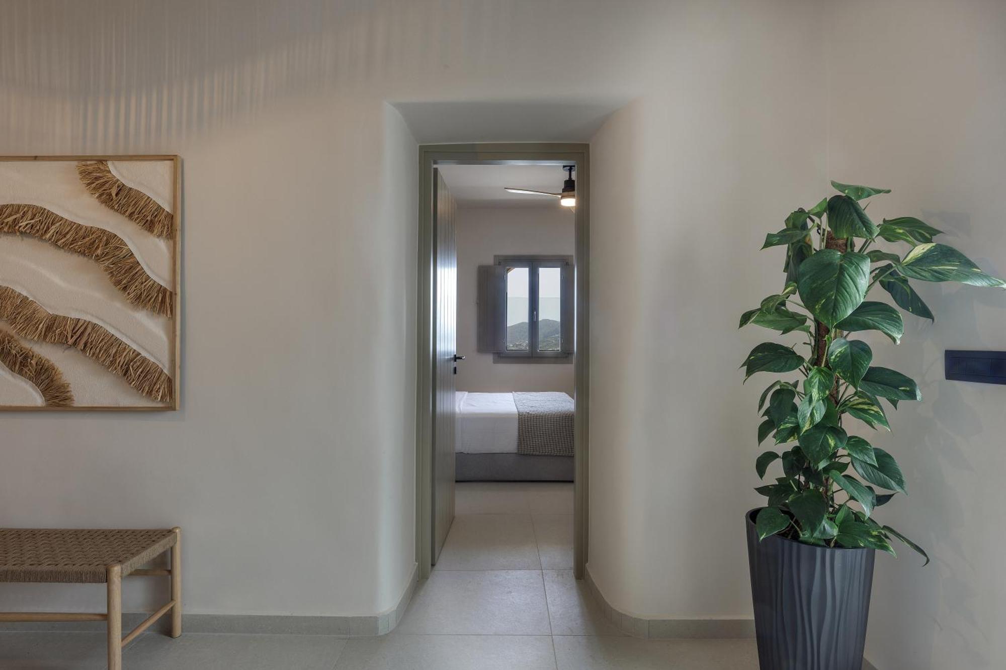 Morfes Luxury Suites By Caldera Houses Фиростефани Екстериор снимка