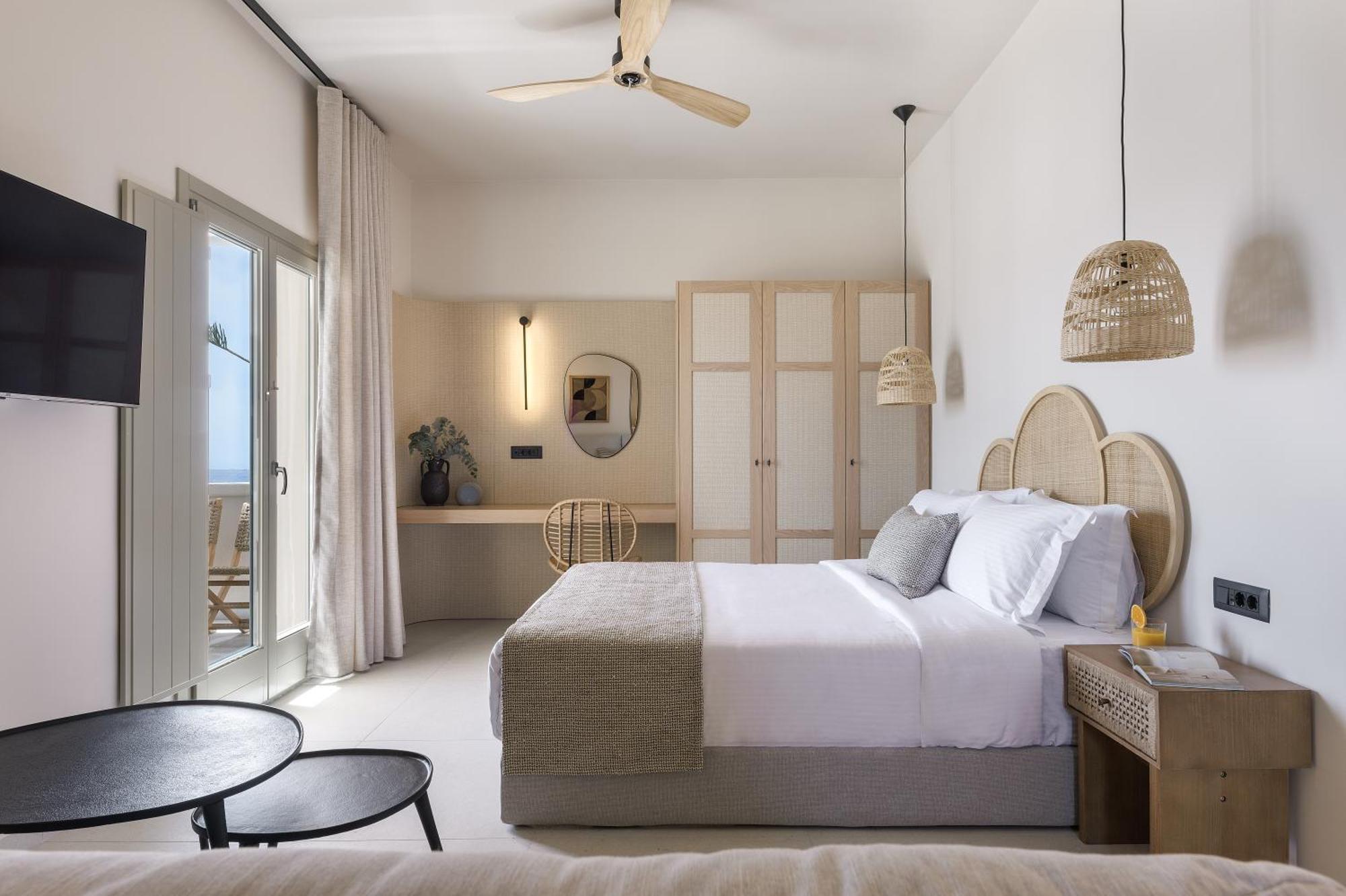 Morfes Luxury Suites By Caldera Houses Фиростефани Екстериор снимка